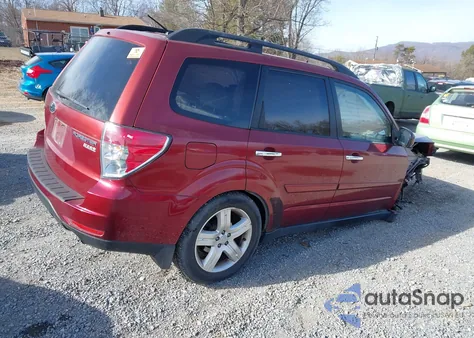 2010 Subaru Forester 2.5X Premium из США, поврежденный, VIN JF2SH6CC7AH906239